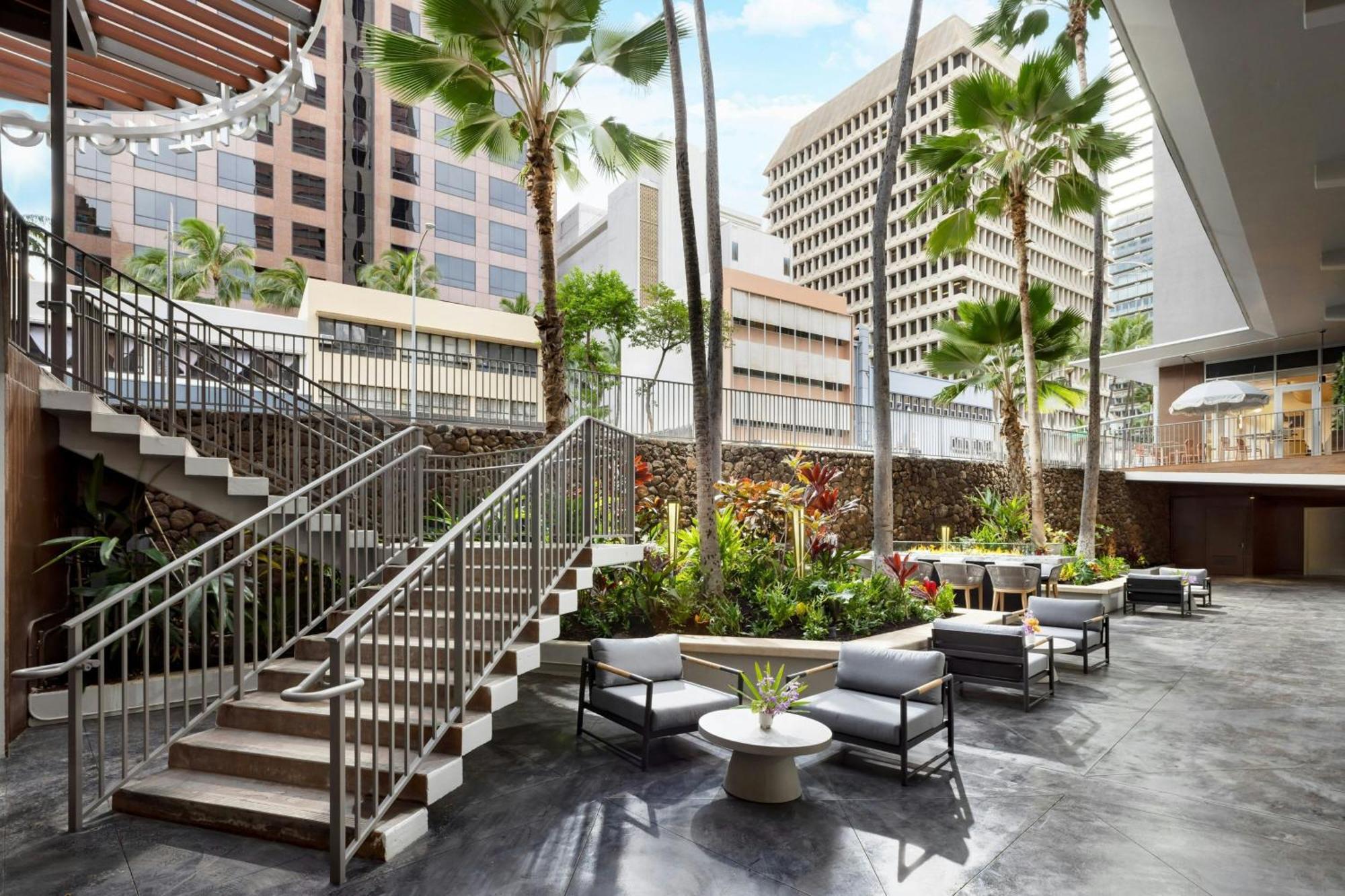 Ac Hotel By Marriott Honolulu Bagian luar foto